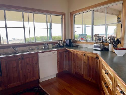 Faciliteter, Nirvana Farm House in Grantville