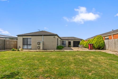 StayAU Cozy Family Home 4BR Berwick