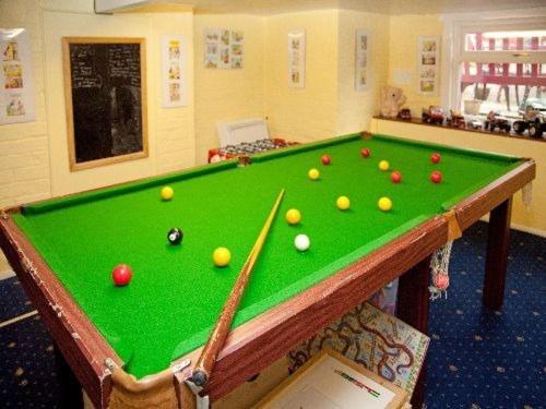 The Meltham Guesthouse - main image