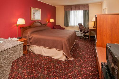 1 queen bed