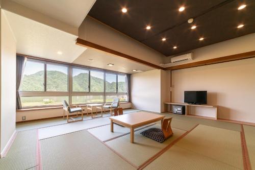 Large Japanese-Style Room - River Side - Non-Smoking