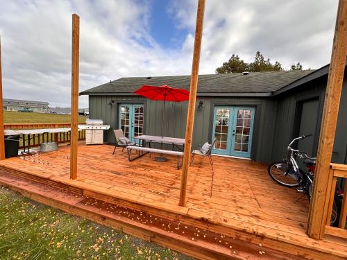 Willapa Bay House (dot) Com in Tokeland