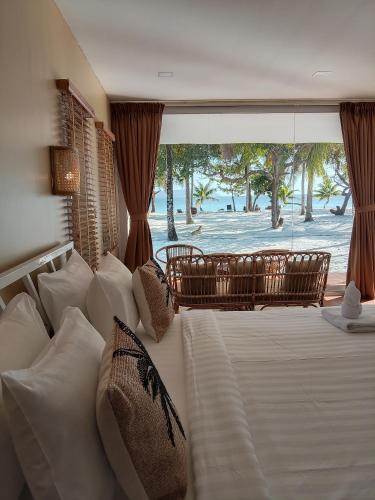 周辺案内, ビーチウォーク コー ロン (BeachWalk Koh Rong) in ロン島
