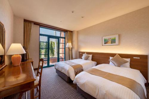 room detail thumbnail 1