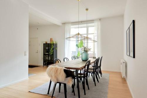 Apartment image 10