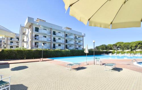 ISA-Apartments 4 beds in Residence with swimming-pool in San Vincenzo, just 600 meters from the sea