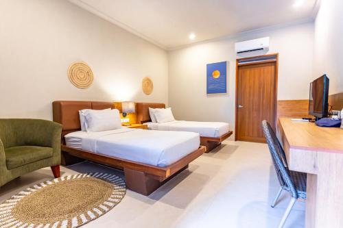Deluxe Double or Twin Room image 3