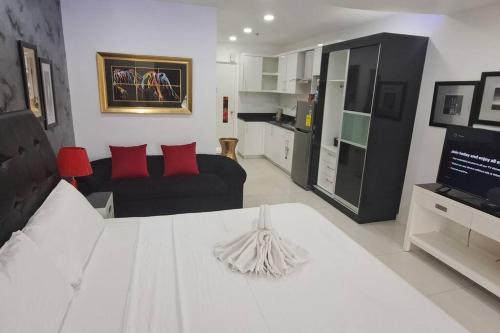 Studio at Kandi Palace near Walking street, Angeles