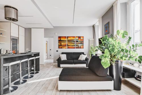 Elegant apartment in Milan center, Milán