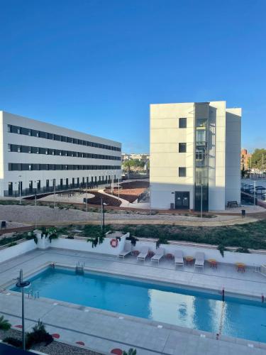 المنظر الخارجي, Stephouse Pozuelo Europa in بزول د الركن