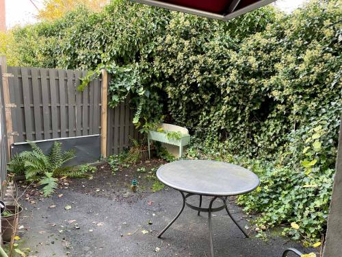 Nice Apartment in Brühl