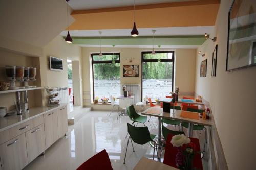 Pensiunea President City in สลาตินา