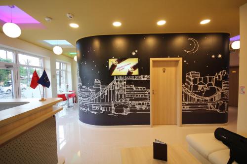 Pensiunea President City in สลาตินา