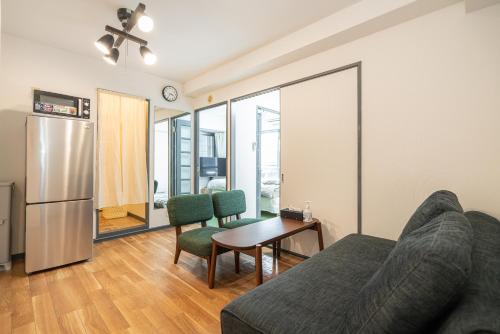 Two-bedroom, 6-minute walk to the Yamanote Line