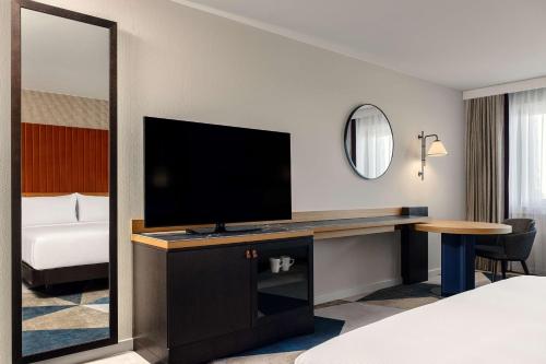 Refurbished Executive King Room