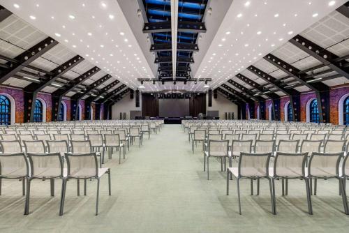 Vienna House by Wyndham Andel's Lodz