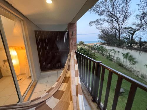 Beach Living, Frente mar, 400m do B Park com Restaurante e Toboagua