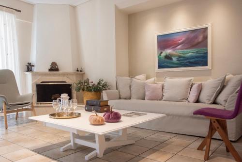 Vicky's Sky Loft 2