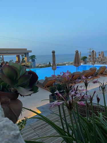 Creta Blue Boutique Hotel