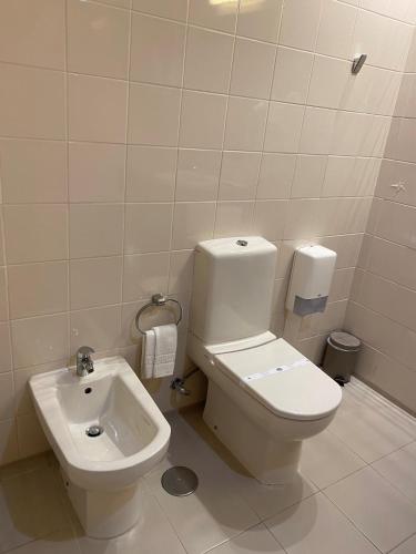 Hotel SJ - image 3