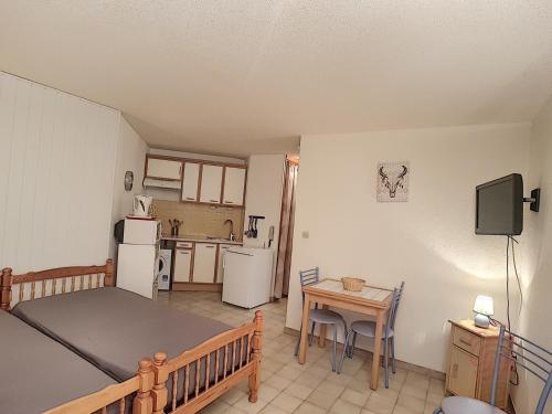 Studio Lamalou-les-Bains, 1 pièce, 2 personnes - FR-1-451-89