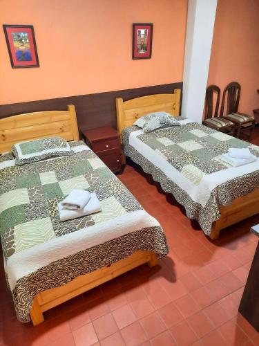 Double Room image 3
