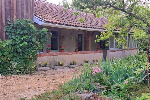 Logement entier chez Hélène (Logement entier chez Helene) in Le Mas-d'Agenais