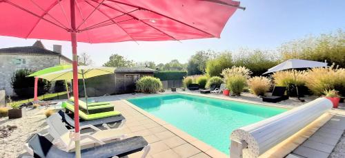 Gîte en Lot-et-Garonne avec piscine et jardin de 6000m2