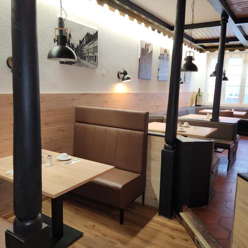 طعام و مشروبات, Posthotel Traube in دونو وورث