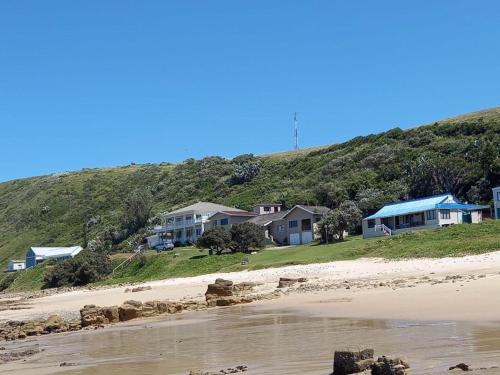 Išorė, Stumble Inn in Haga Haga