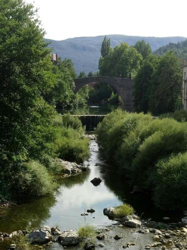 Le Moulin aux Chandelles, gîtes sans ondes ajoutées ni ajoutables "Le Bois du Sanglier"