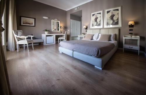 2 twin beds