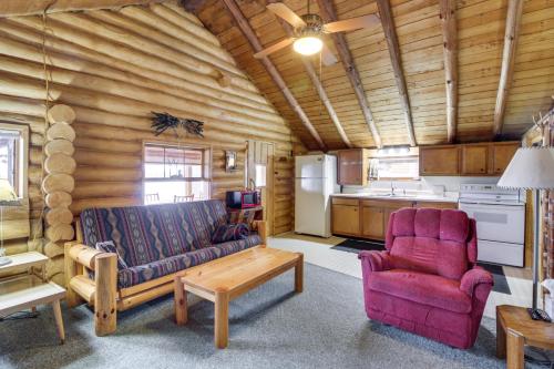Rustic Bemidji Cabin with Boat and Lake Access! in 伯米吉 (MN)