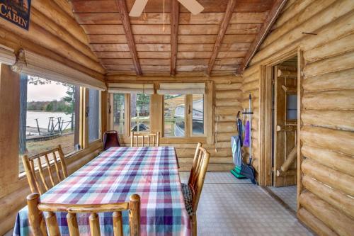 Rustic Bemidji Cabin with Boat and Lake Access! in 伯米吉 (MN)