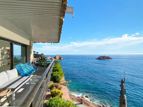 Magnificent apartment at the sea front of Tossa de Mar