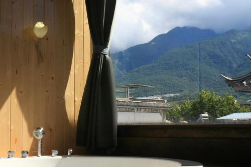 1 queen bed
