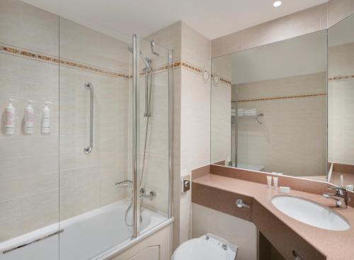 room detail thumbnail 1