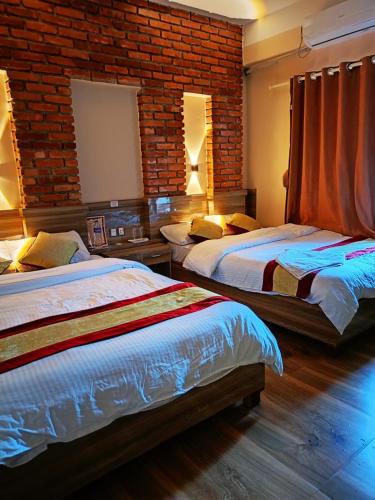 Classic Quadruple Room
