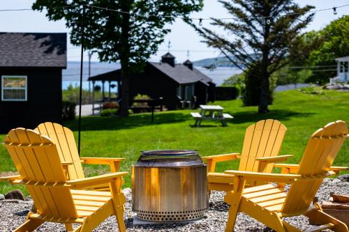 海景汽车旅馆和小屋