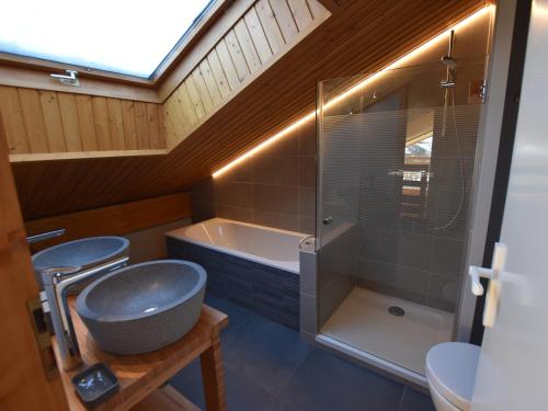 Chalet Le Grand-Bornand 6 pièces 11 personnes - FR-1-467-68 - image 3