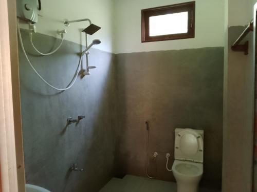 Double Room with Private Bathroom image 7