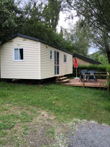 2 bedrooms, 4 beds