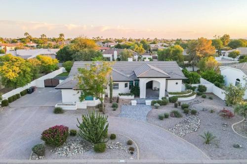 7 bed Scottsdale Villa Heated Pool and Spa Golf thumb 3