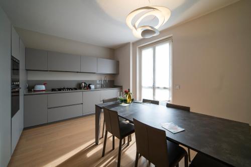virtuve, VILLA La N ° 1 - Spacious & Modern in Ome