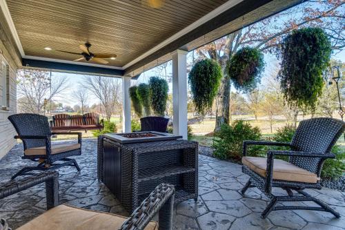 Enchanting Montgomery Escape with Private Hot Tub!