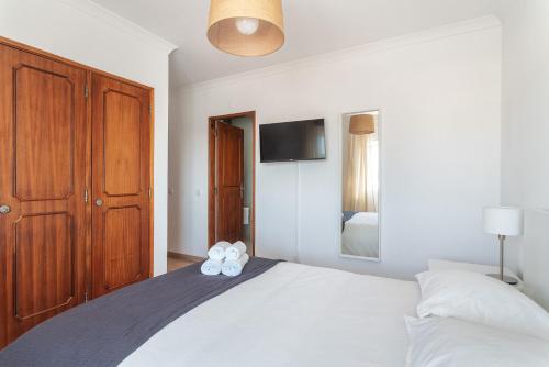HostWise - Spacious & Sunny Flat - Loulé, Loulé (photo 9)