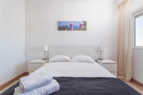 Spacious & Sunny Flat - Loulé