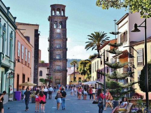 Live La Laguna Heraclio, Tenerife