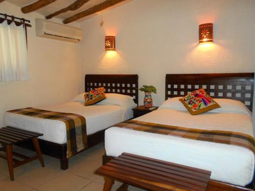 2 double beds