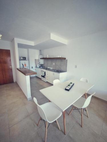 One-Bedroom Apartment room in Moderno departamento en zona céntrica.